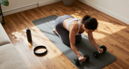 The Two Simple Tricks A Trainer Uses To Ensure Her Home Dumbbell Workouts Stay Effective